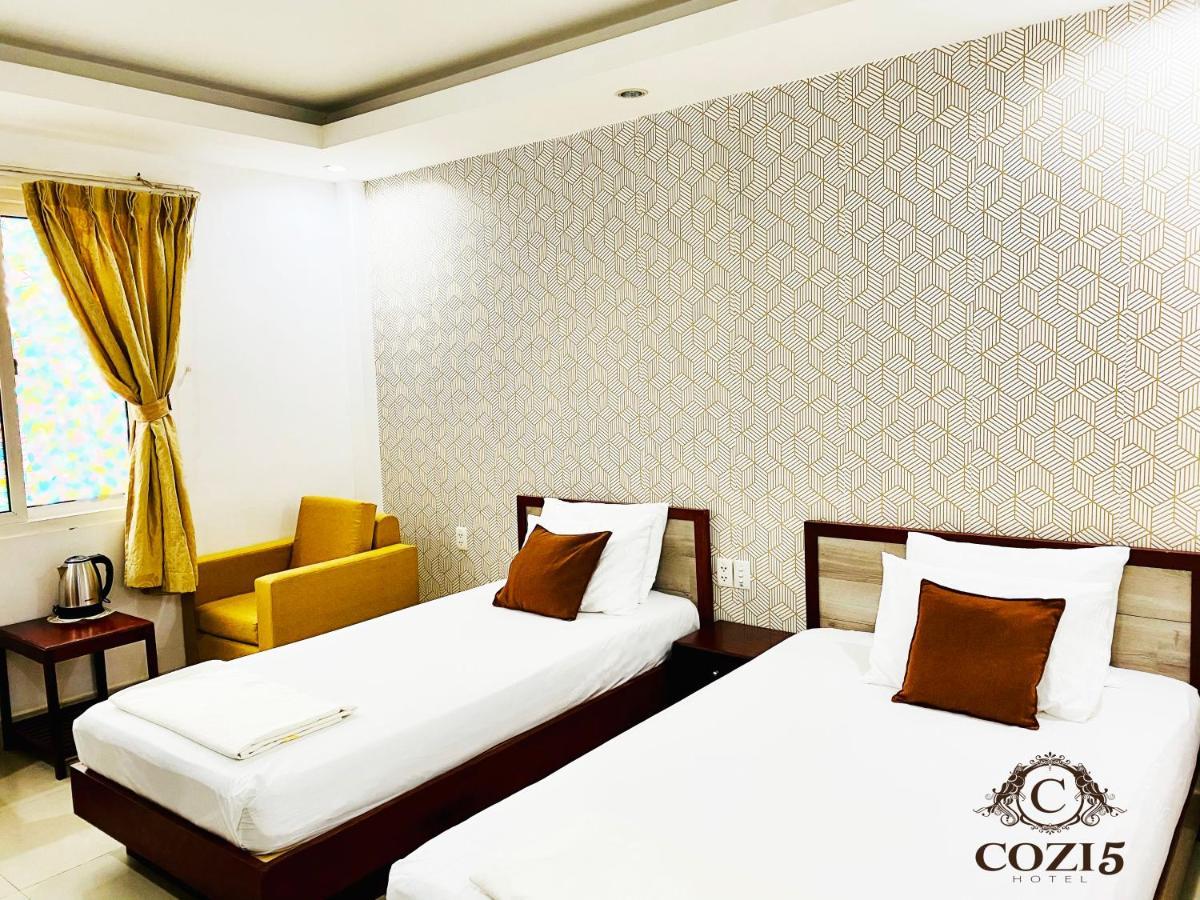 Khách sạn Cozi 5 TP. Hồ Chí Minh